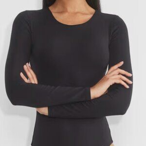 Aritizia contour crew longsleeve bodysuit